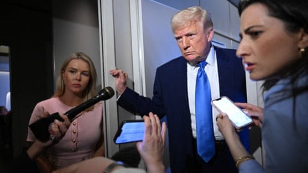 'Chê' Fed chậm chạp, ông Donald Trump thúc giục giảm lãi suất; Trung Quốc 'tố' Mỹ bắt nạt kinh tế; 'Liều thuốc đắng' có hiệu quả?