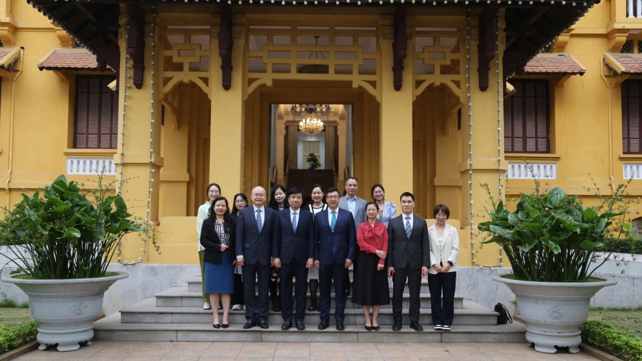 Báo Thế giới và Việt Nam thúc đẩy hợp tác với báo chí truyền thông Quảng Tây (Trung Quốc)