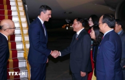 Thủ tướng Tây Ban Nha Pedro Sánchez đến Hà Nội, bắt đầu chuyến thăm chính thức Việt Nam