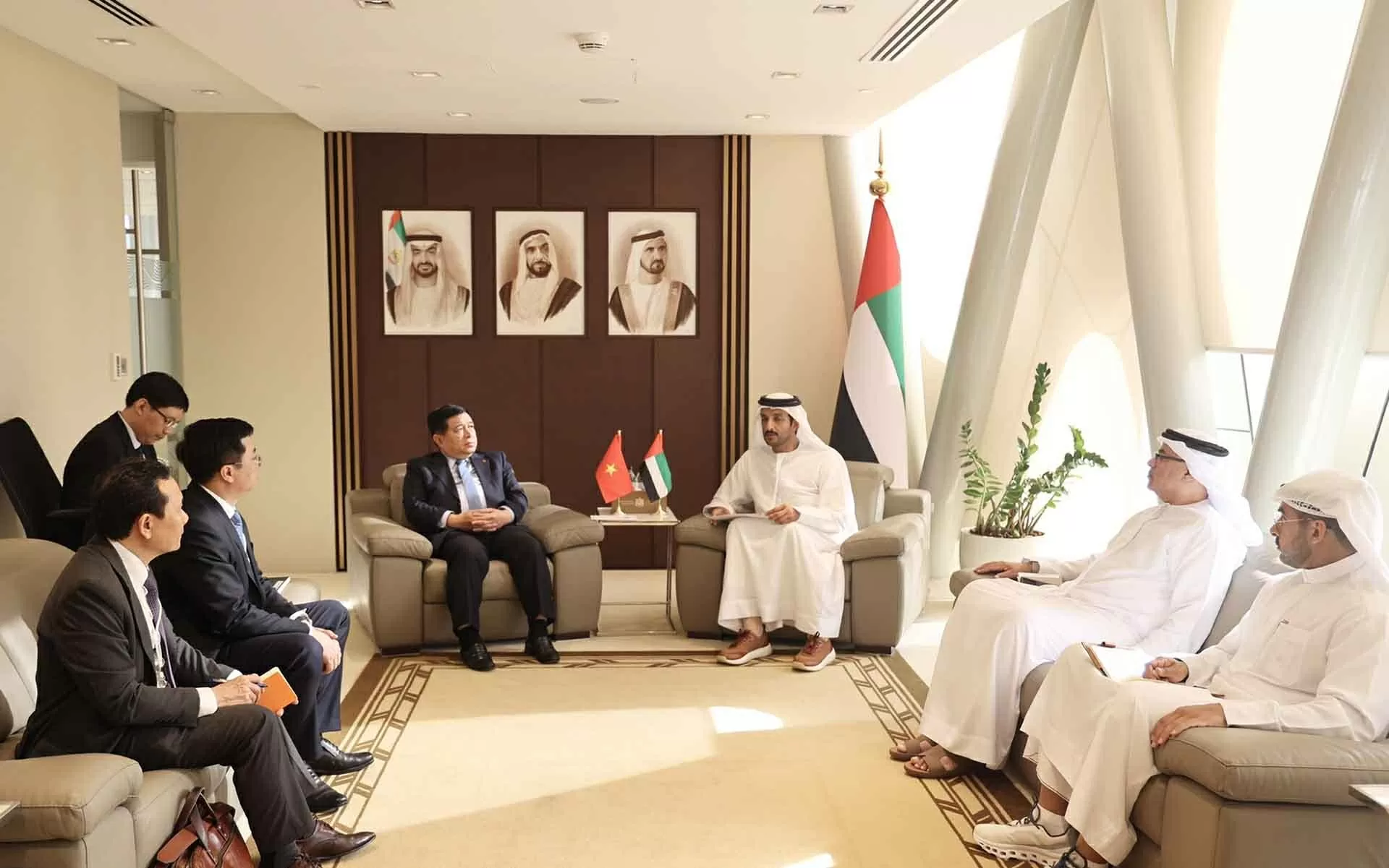 Việt Nam coi trọng quan hệ với UAE, mong muốn tạo đột phá cho hợp tác kinh tế, đầu tư