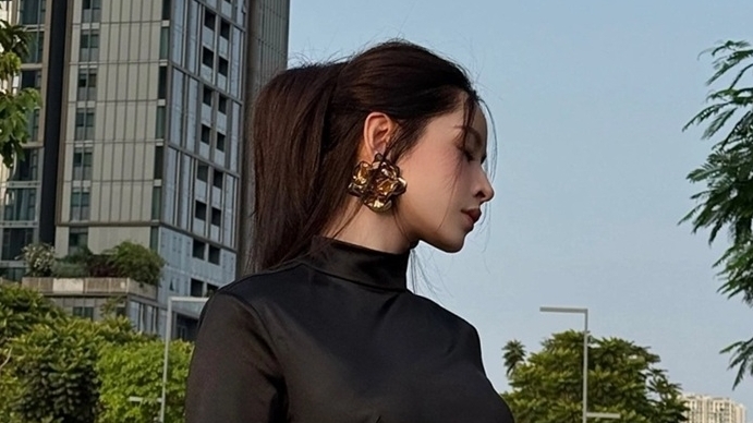 Chi Pu lên đồ thời trang phong cách mới