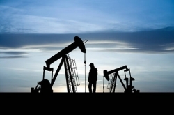 Giá xăng dầu hôm nay 18/4: Bật tăng 3%, hỗ trợ bởi hy vọng về một thỏa thuận thương mại giữa Mỹ và EU