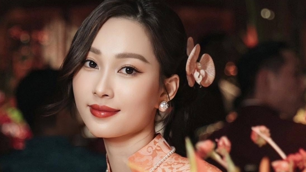 Ngắm nhan sắc Hoa hậu Đặng Thu Thảo