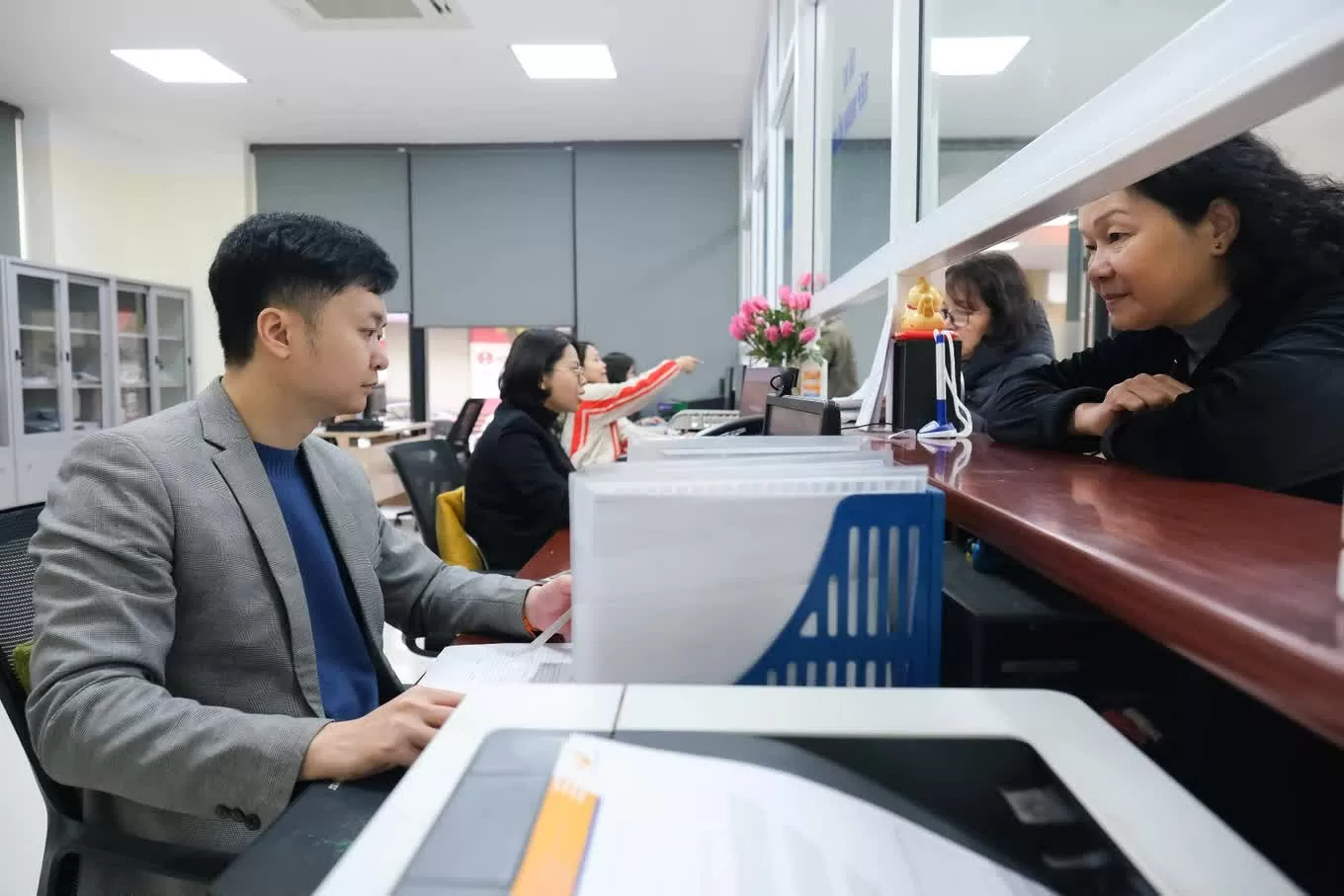 Đề xuất cho công chức làm việc từ xa, tăng chế độ nghỉ phép