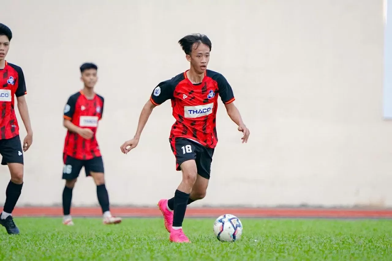 Ngôi sao truyền cảm hứng lớn nhất cho Vũ chính là Cristiano Ronaldo – người đã từng gắn bó và làm nên tên tuổi cùng Real Madrid (Ảnh: NVCC) Ngôi sao truyền cảm hứng lớn nhất cho Vũ chính là Cristiano Ronaldo – người đã từng gắn bó và làm nên tên tuổi cùng Real Madrid (Ảnh: NVCC)