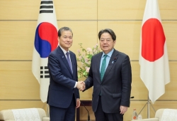 Điểm tin thế giới sáng 11/4: Cột mốc quan trọng Trung Quốc-Azerbaijan, Mỹ-Ukraine đàm phán khoáng sản, Nam Sudan có Ngoại trưởng mới