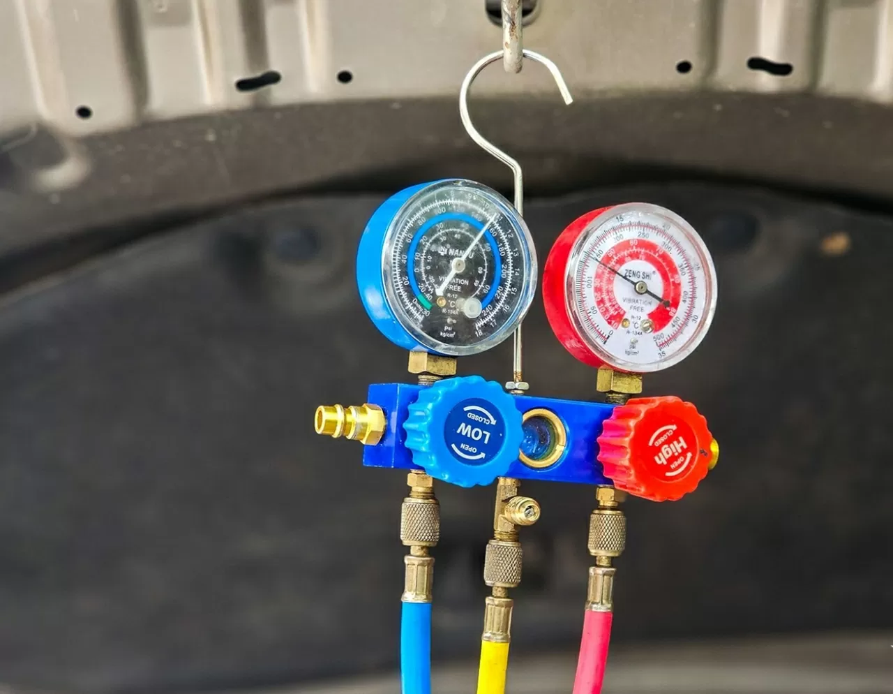 Có thể tự làm 3 việc nhỏ với hệ thống điều hoà để xe ô tô mát lạnh, thơm tho Có thể tự làm 3 việc nhỏ với hệ thống điều hoà để xe ô tô mát lạnh, thơm tho