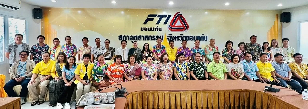 Tổng Lãnh sự Việt Nam dự Tết cổ truyền Bunpimay của Lào và Songkran của Thái Lan