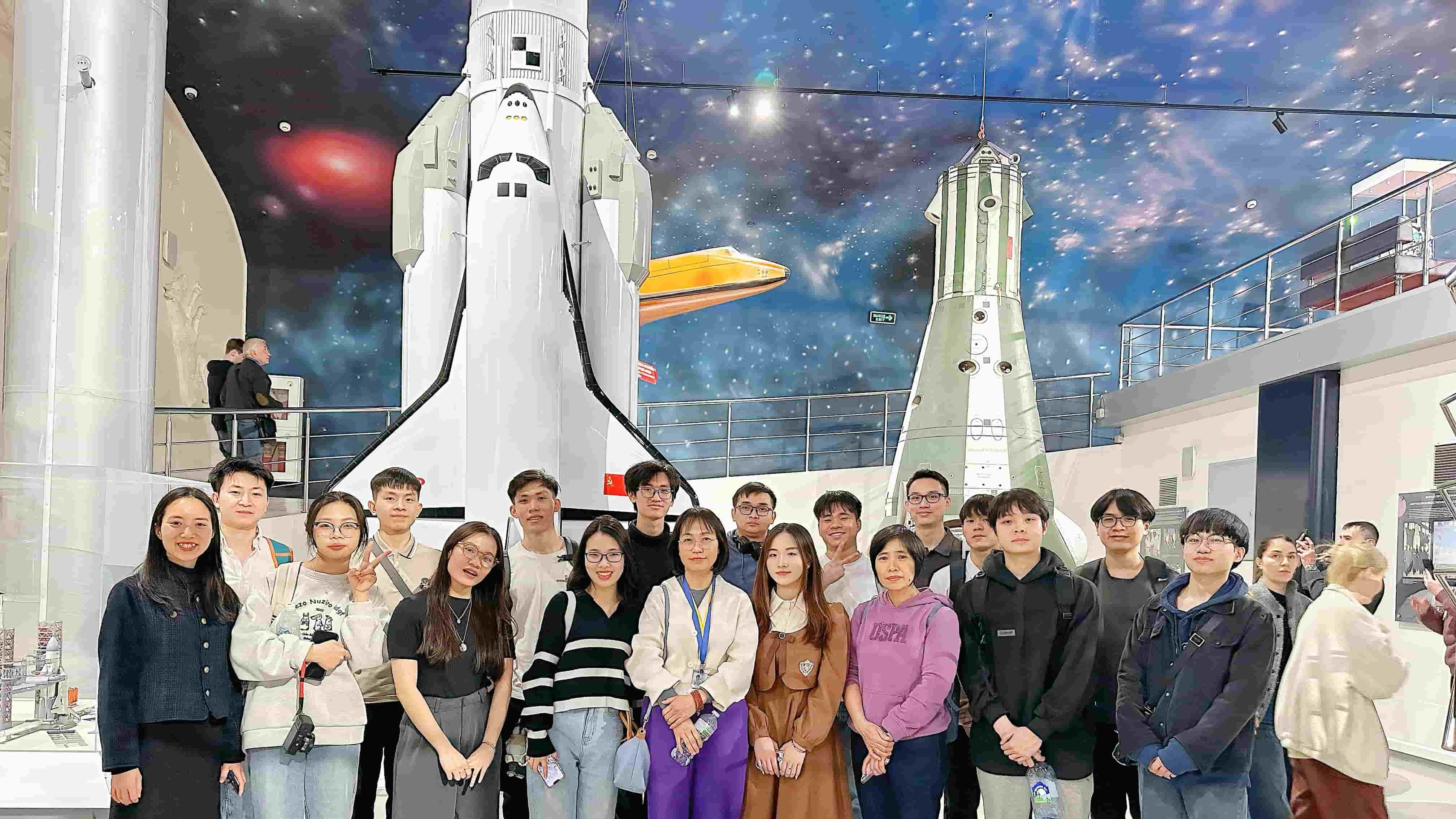 Ngày quốc tế Con người bay vào vũ trụ: Thắp ngọn lửa chinh phục những ước mơ của du học sinh tại Nga