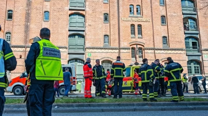 Đức: Rò rỉ hơi cay, hơn 1.000 người phải sơ tán Đức: Rò rỉ hơi cay tại điểm du lịch nổi tiếng, hơn 1.000 du khách phải sơ tán khẩn cấp