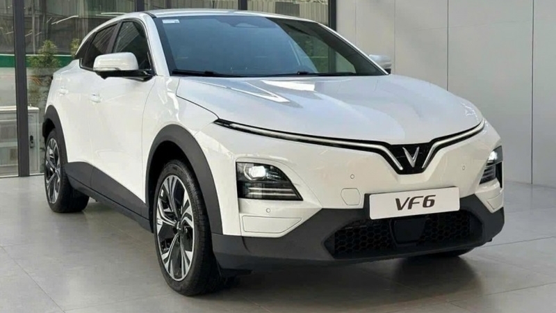 VinFast bất ngờ điều chỉnh giá bán một số dòng xe điện tại Việt Nam