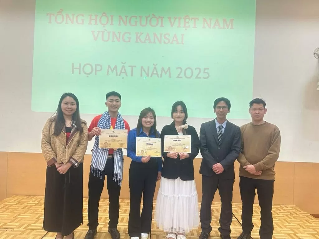 Người Việt tại Kansai gìn giữ bản sắc và hướng về biển đảo quê hương Người Việt vùng Kansai gìn giữ bản sắc và hướng về biển đảo quê hương