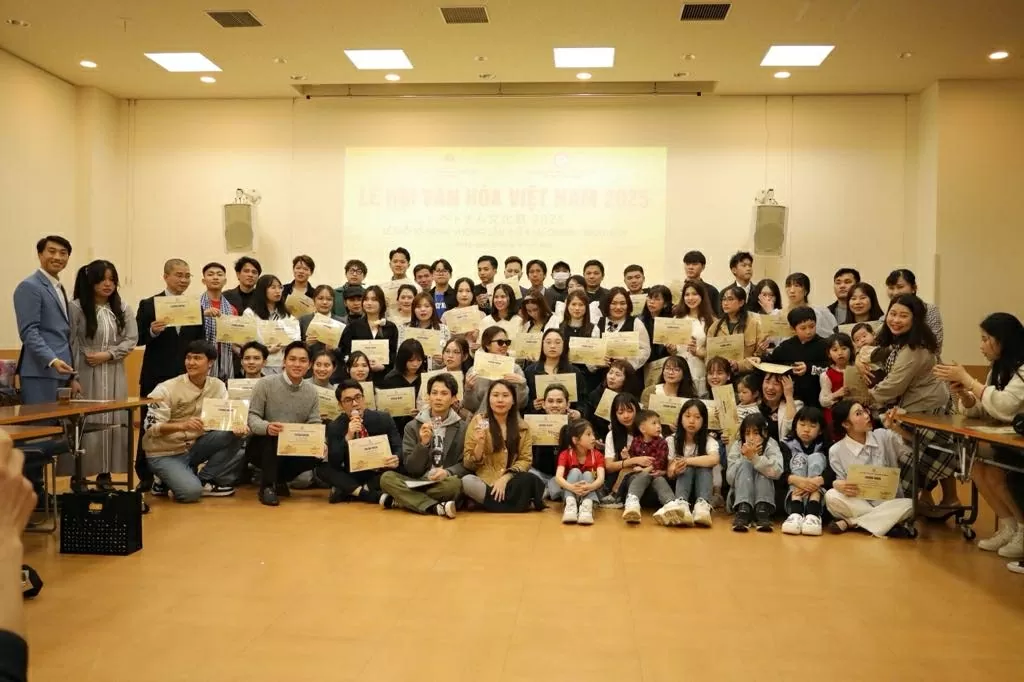 Người Việt tại Kansai gìn giữ bản sắc và hướng về biển đảo quê hương Người Việt vùng Kansai gìn giữ bản sắc và hướng về biển đảo quê hương