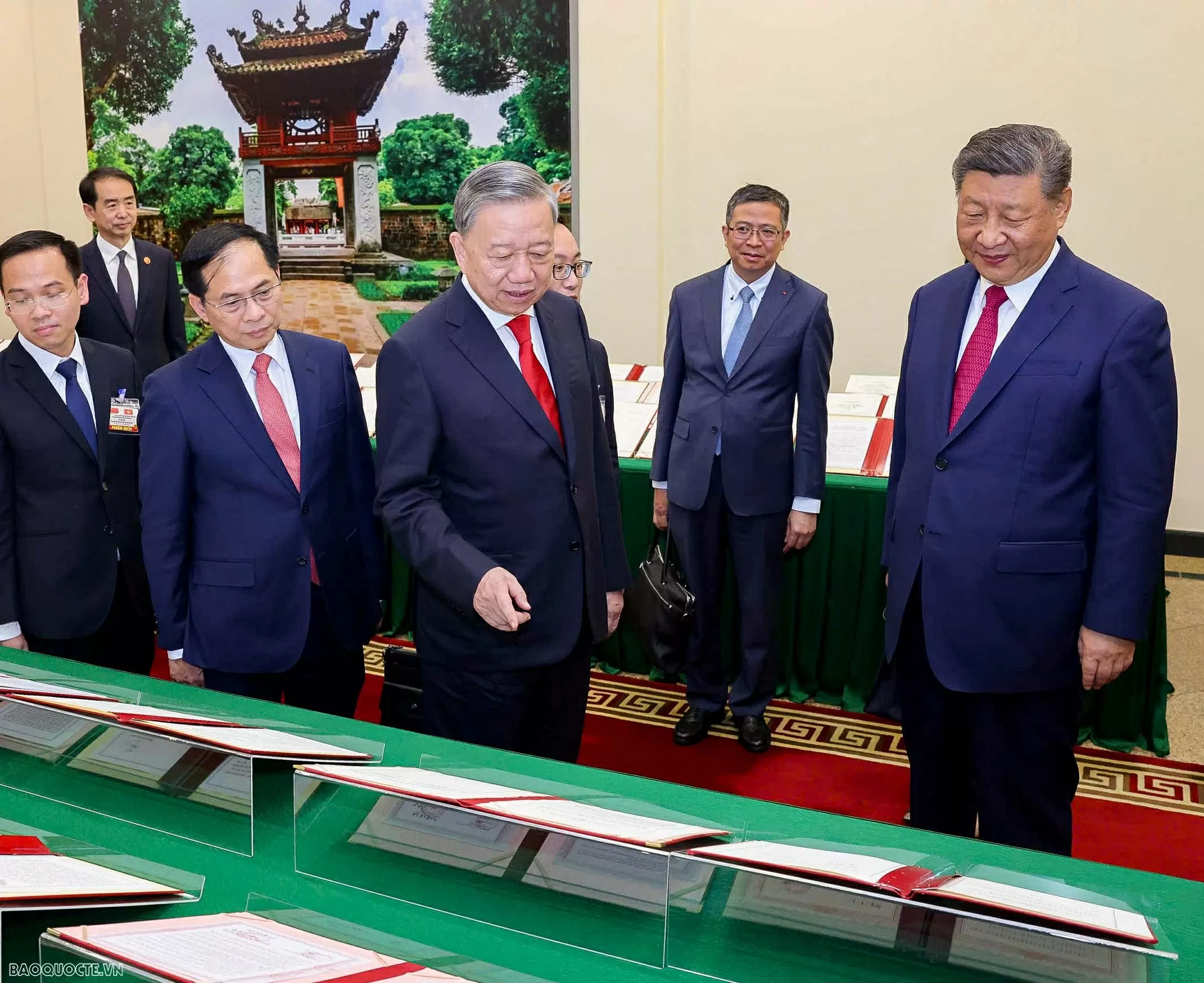 Tổng Bí thư Tô Lâm hội đàm với Tổng Bí thư, Chủ tịch nước Trung Quốc Tập Cận Bình Tổng Bí thư Tô Lâm hội đàm với Tổng Bí thư, Chủ tịch nước Trung Quốc Tập Cận Bình