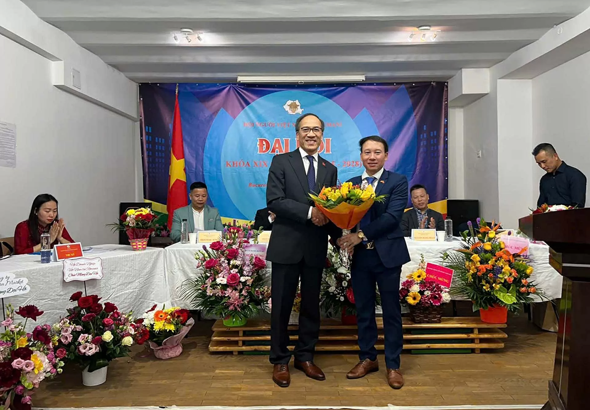 Hội người Việt Nam tại Romania tổ chức Đại hội lần thứ 19