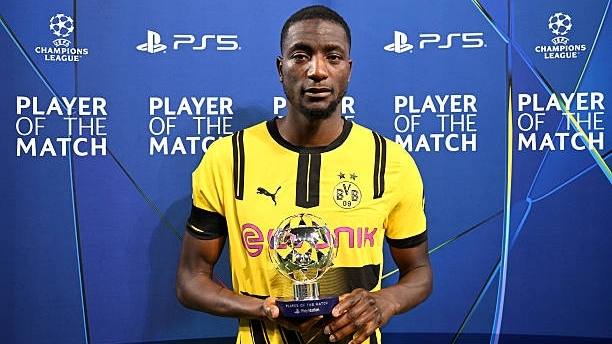 Xé lưới Barca ba lần, tiền đạo Serhou Guirassy lập 5 kỷ lục ghi bàn