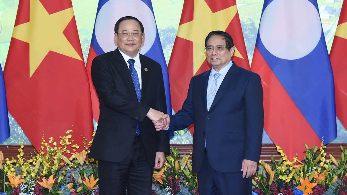 Thủ tướng Phạm Minh Chính gặp, làm việc với Thủ tướng Lào nhân dịp dự Hội nghị thượng đỉnh P4G