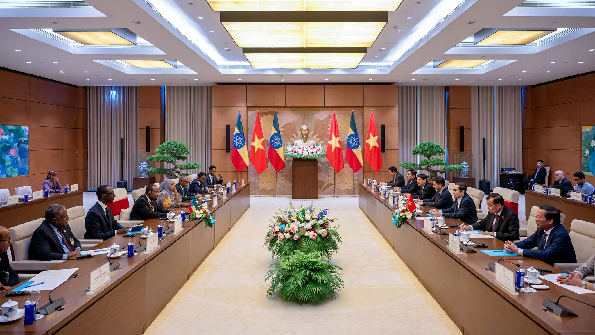 Chủ tịch Quốc hội Trần Thanh Mẫn hội kiến Thủ tướng Ethiopia Abiy Ahmed Ali Chủ tịch Quốc hội Trần Thanh Mẫn hội kiến Thủ tướng Ethiopia Abiy Ahmed Ali
