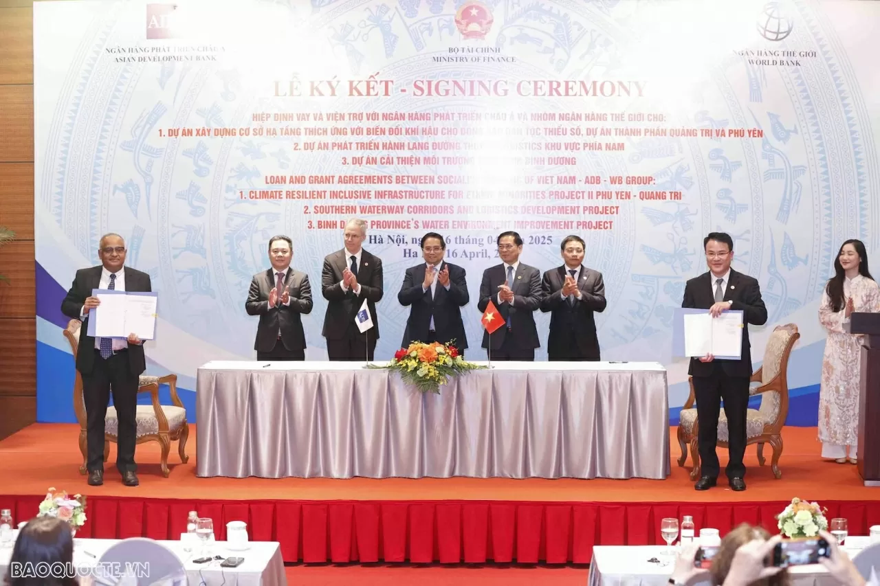 Việt Nam, World Bank, ADB ký kết khoản vay và viện trợ 3 dự án lớn ADB, WB 'rót' gần 400 triệu cho 3 dự án lớn tại Việt Nam
