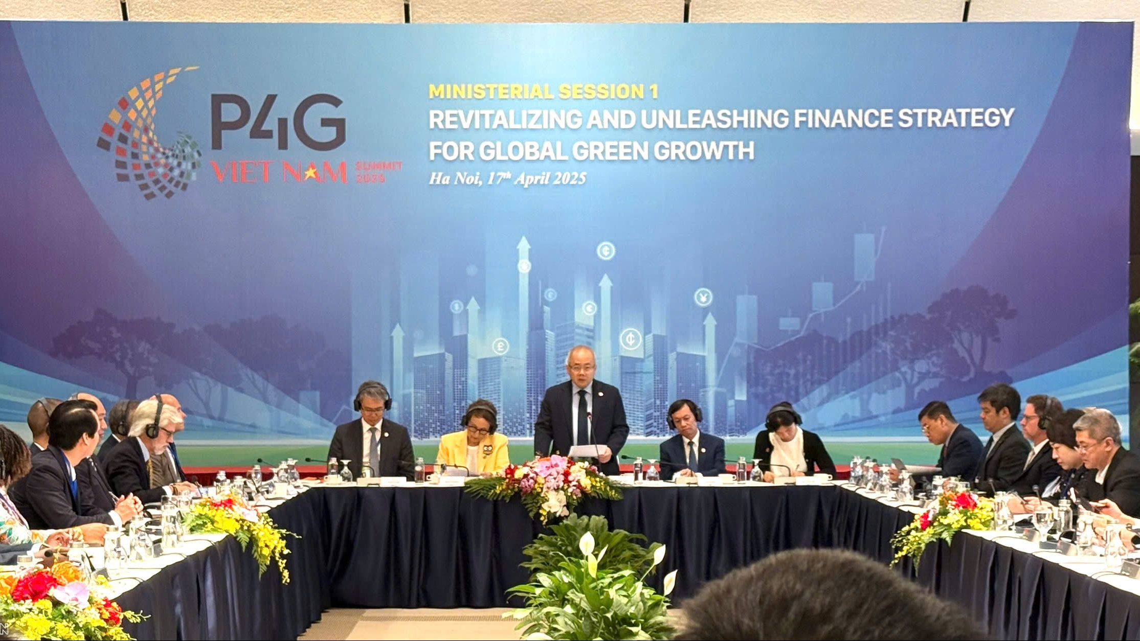 Định vị lại sứ mệnh, vai trò của các định chế tài chính, huy động vốn cho hành trình tăng trưởng xanh toàn cầu