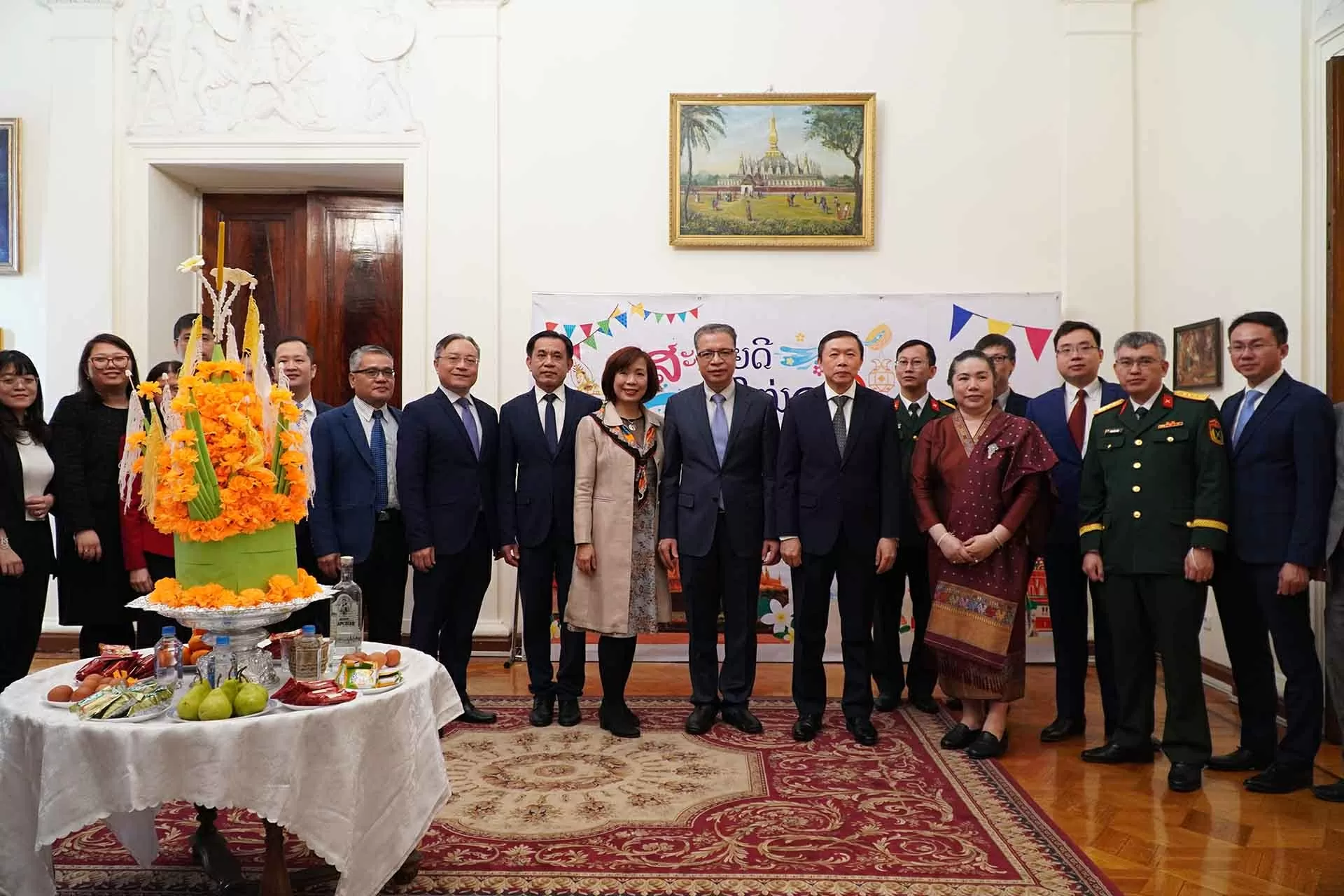 Đại sứ quán Việt Nam tại Liên bang Nga chúc mừng Tết Bunpimay của Lào