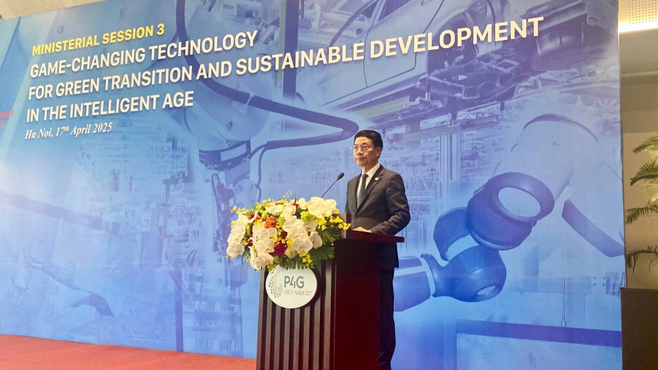 Bộ trưởng Bộ Khoa học và Công nghệ: Xanh và số là một 'cặp song sinh'