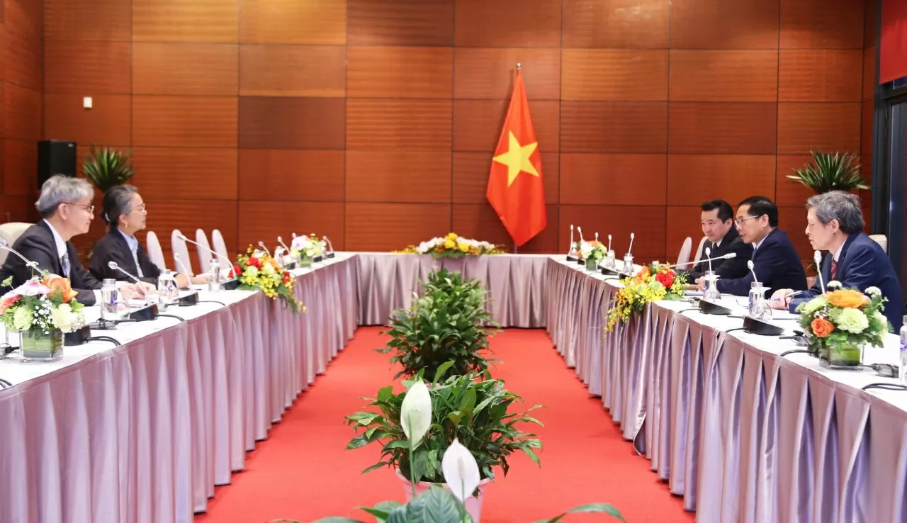 Toàn cảnh buổi làm việc. (Ảnh: Thành Long)