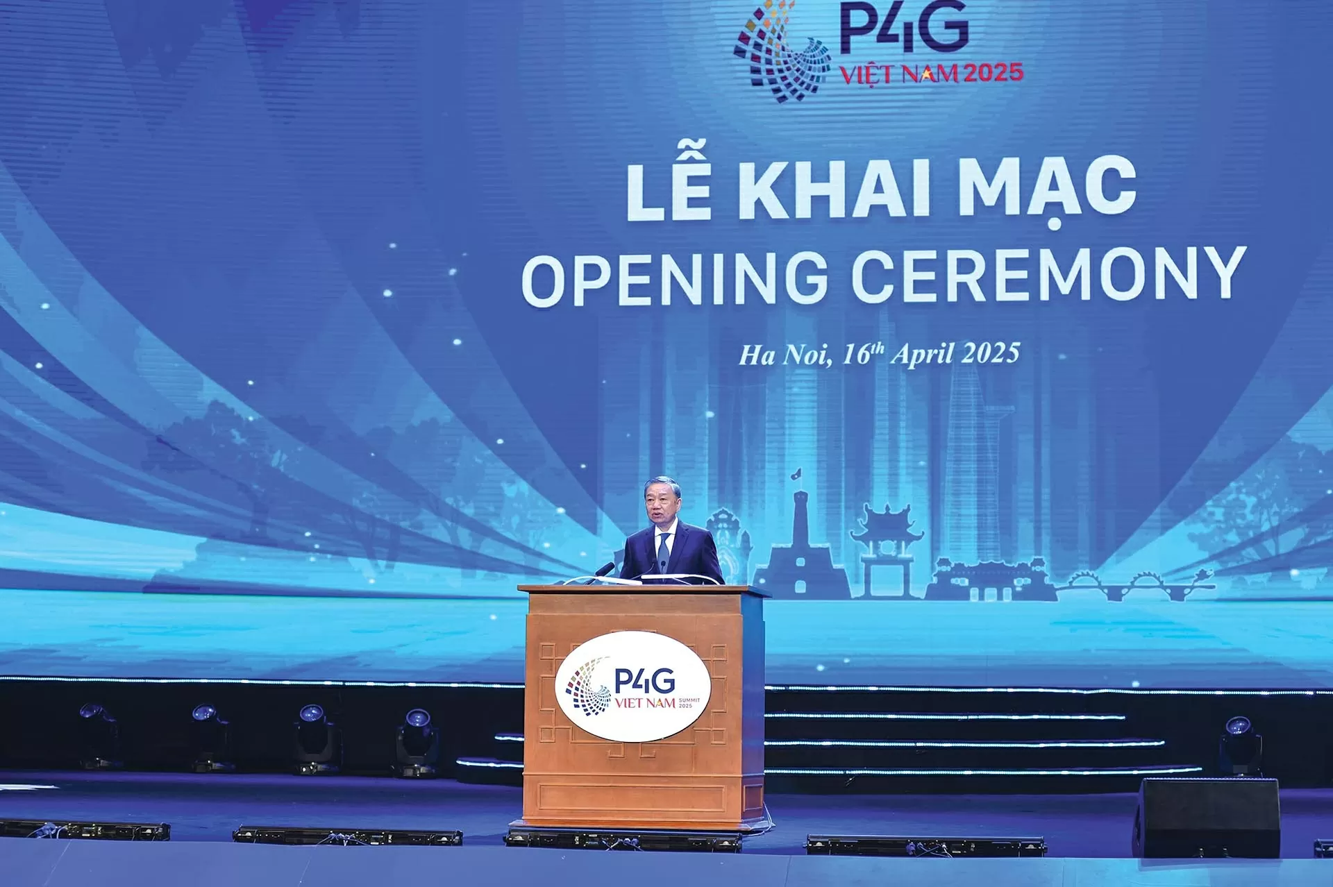 Tổng Bí thư Tô Lâm phát biểu thông điệp chính sách tại Lễ khai mạc Hội nghị thượng đỉnh P4G lần thứ tư ngày 16/4. (Ảnh: Quang Hòa) Tổng Bí thư Tô Lâm phát biểu thông điệp chính sách tại Lễ khai mạc Hội nghị thượng đỉnh P4G lần thứ tư ngày 16/4. (Ảnh: Quang Hòa)