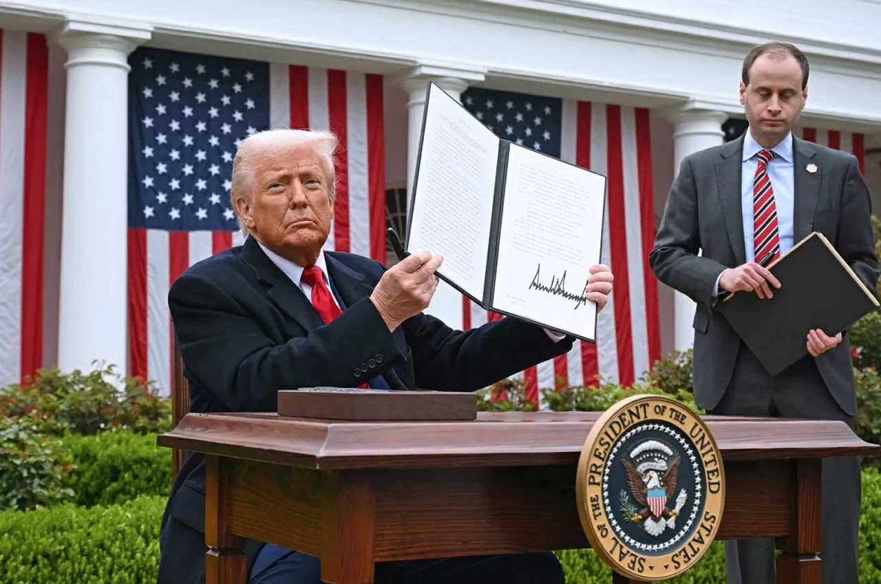 100 ngày nắm quyền của Tổng thống Trump...