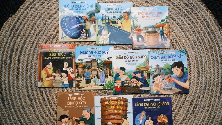 Khơi dậy tình yêu văn hóa truyền thống qua bộ sách 'Vang danh nghề cổ'