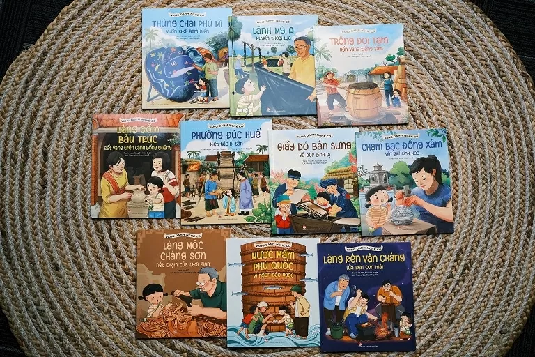 Khơi dậy tình yêu văn hóa truyền thống qua bộ sách 'Vang danh nghề cổ' Khơi dậy tình yêu văn hóa truyền thống qua bộ sách 'Vang danh nghề cổ'