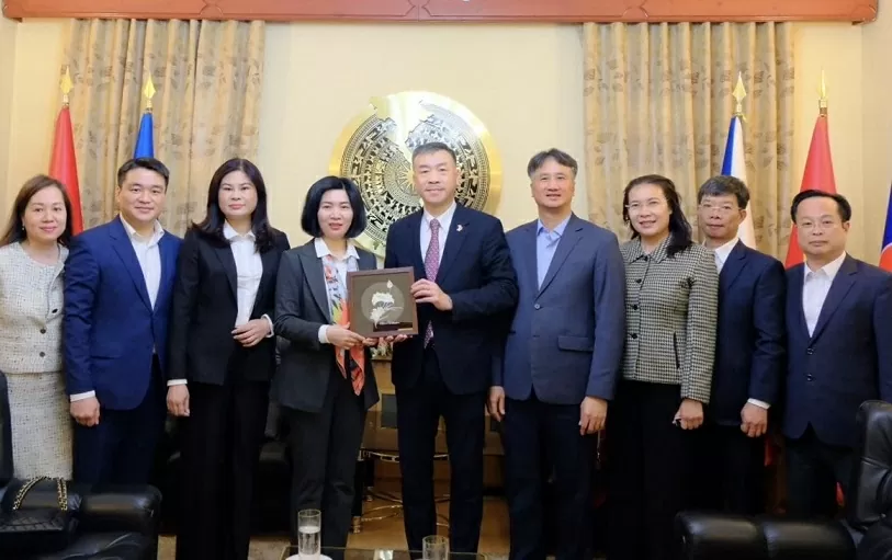 Thành phố Hà Nội tăng cường kết nối và hợp tác với các địa phương Czech Thành phố Hà Nội tăng cường kết nối và hợp tác với các địa phương Czech