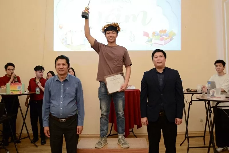 Hội sách Mầm 2025 thu hút đông đảo thanh niên, sinh viên tại Nga Hội sách Mầm 2025 thu hút đông đảo thanh niên, sinh viên tại Nga