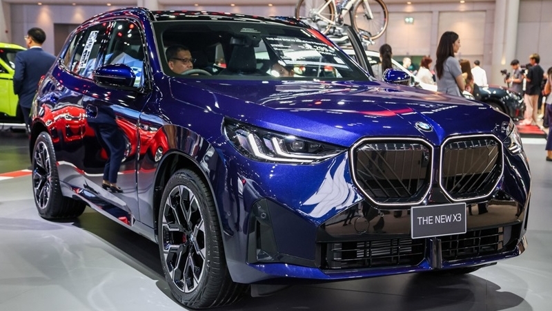 BMW X3 2025 chuẩn bị ra mắt tại Việt Nam, 'phả hơi nóng' vào GLC?