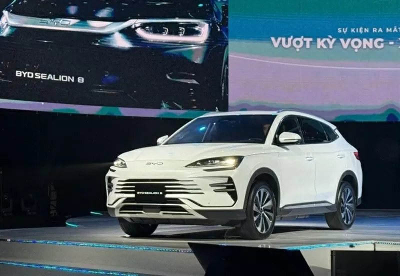 Giá xe BYD Sealion 6 khi ưu đãi chỉ từ 799 triệu đồng Giá xe BYD Sealion 6 khi ưu đãi chỉ từ 799 triệu đồng