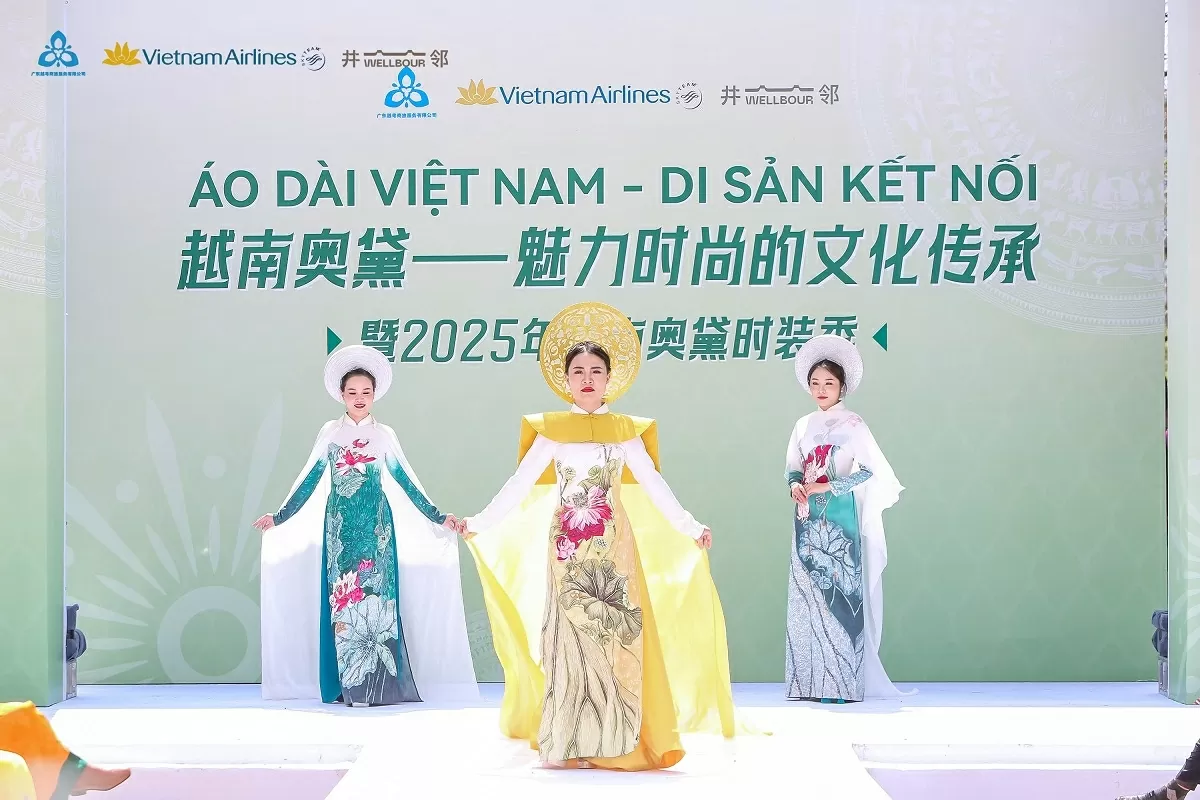 Áo dài Việt Phượng: Lan tỏa vẻ đẹp và giá trị Việt Nam khắp năm châu Áo dài Việt Phượng: Lan tỏa vẻ đẹp và giá trị Việt Nam khắp năm châu