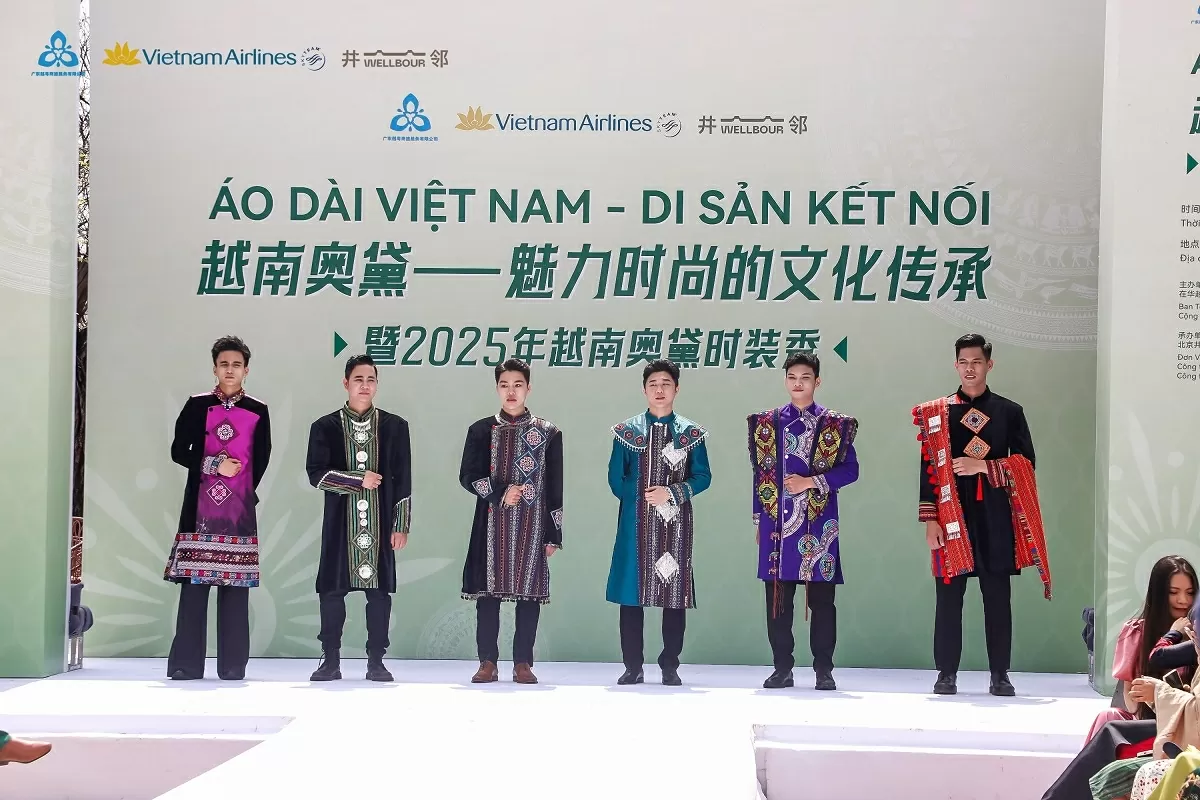 Áo dài Việt Phượng: Lan tỏa vẻ đẹp và giá trị Việt Nam khắp năm châu Áo dài Việt Phượng: Lan tỏa vẻ đẹp và giá trị Việt Nam khắp năm châu