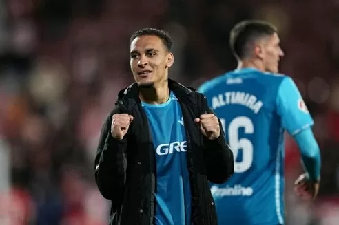 Lập siêu phẩm, Antony khoe hình xăm có một không hai Lập siêu phẩm, Antony khoe hình xăm có một không hai