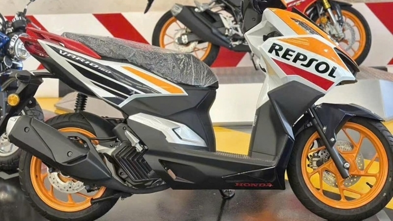 Đại lý nhận cọc Honda Vario 160 Repsol Edition, giá hơn 100 triệu đồng