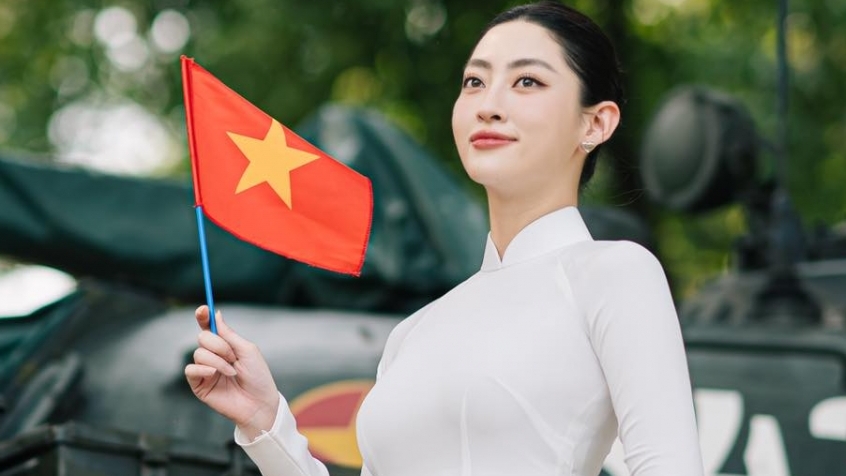 Hoa hậu Lương Thùy Linh dịu dàng trong tà áo dài