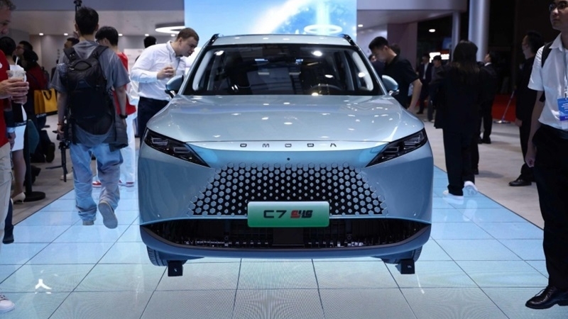 Cận cảnh xe hybrid Omoda C7 SHS vừa ra mắt tại Trung Quốc