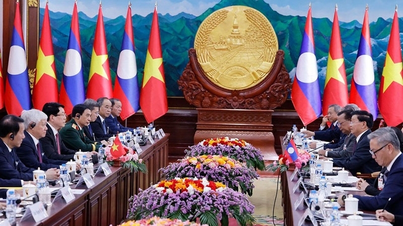 Việt Nam-Lào: Vun đắp bốn chữ tình