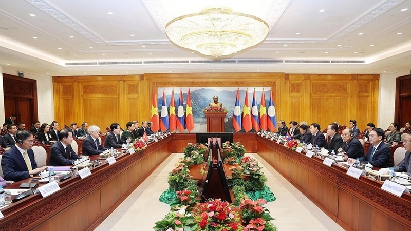 Chủ tịch nước Lương Cường hội kiến Chủ tịch Quốc hội Lào Saysomphone Phomvihane