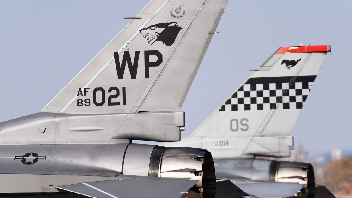 Mỹ đổ dồn hàng chục F-16 đến Hàn Quốc hòng lập 'phi đội siêu cấp', quyết định duy trì nhóm tham vấn hạt nhân song phương