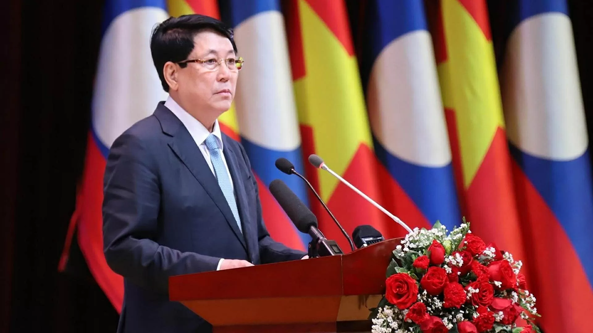 Giao lưu hữu nghị ‘Việt-Lào hai nước chúng ta, tình sâu hơn nước Hồng Hà-Cửu Long’