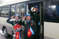 Những sĩ quan lên đường thực hiện sứ mệnh hoà bình quốc tế đúng dịp đại lễ 30/4 của dân tộc