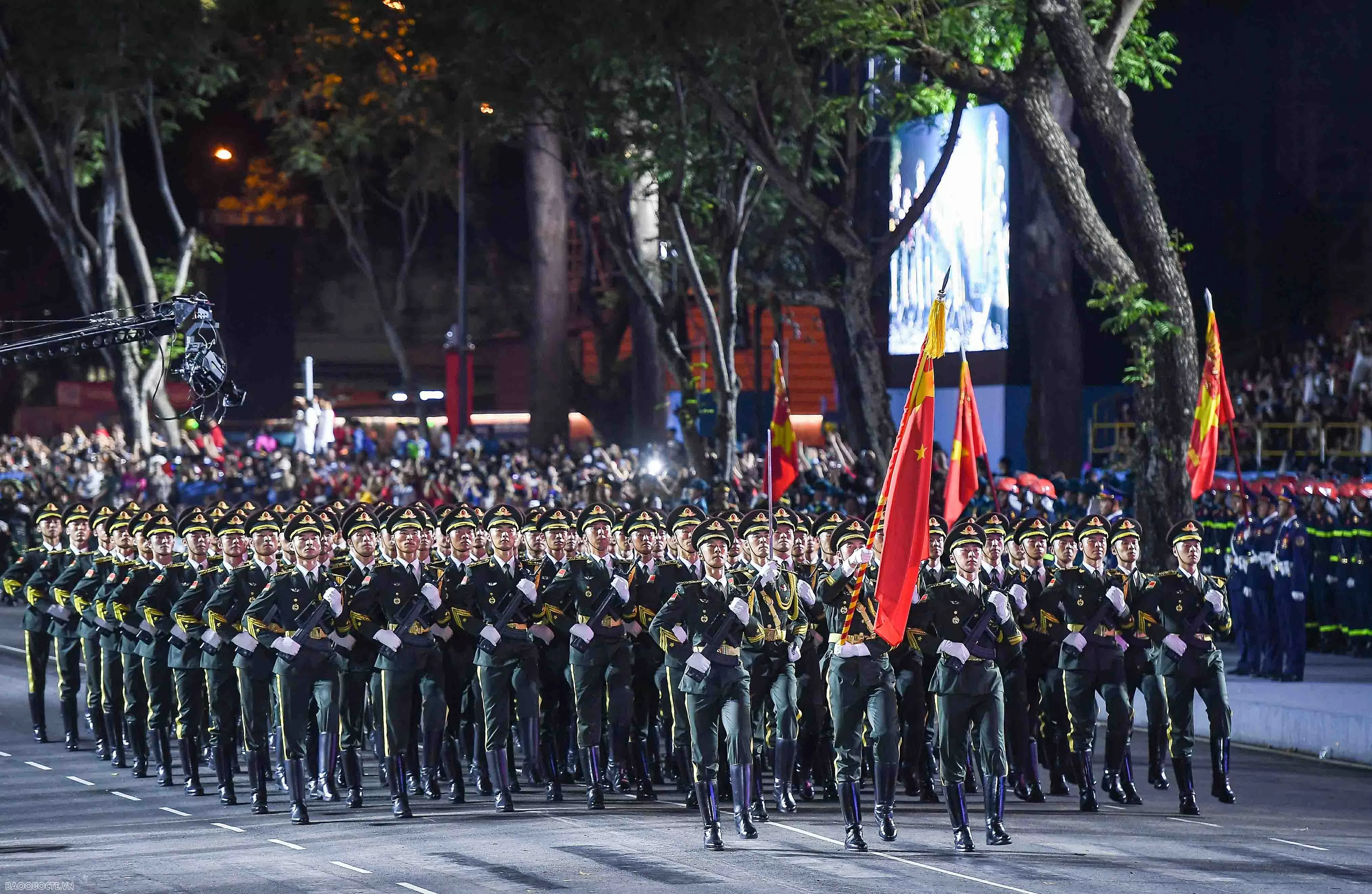 Hình ảnh quân đội Trung Quốc, Lào và Campuchia diễu binh tại Việt Nam Hình ảnh quân đội Trung Quốc, Lào và Campuchia diễu binh tại Việt Nam