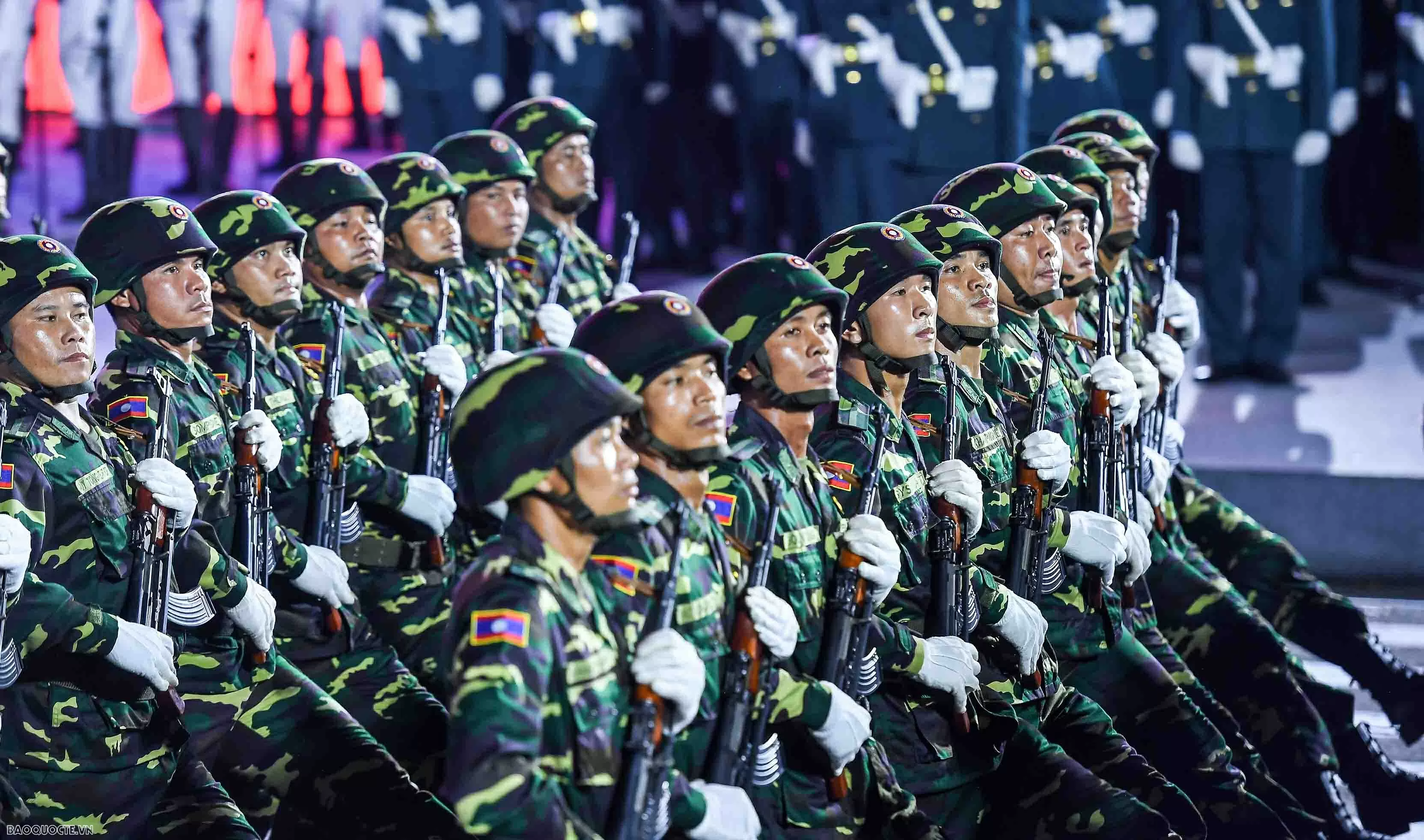 Hình ảnh quân đội Trung Quốc, Lào và Campuchia diễu binh tại Việt Nam Hình ảnh quân đội Trung Quốc, Lào và Campuchia diễu binh tại Việt Nam