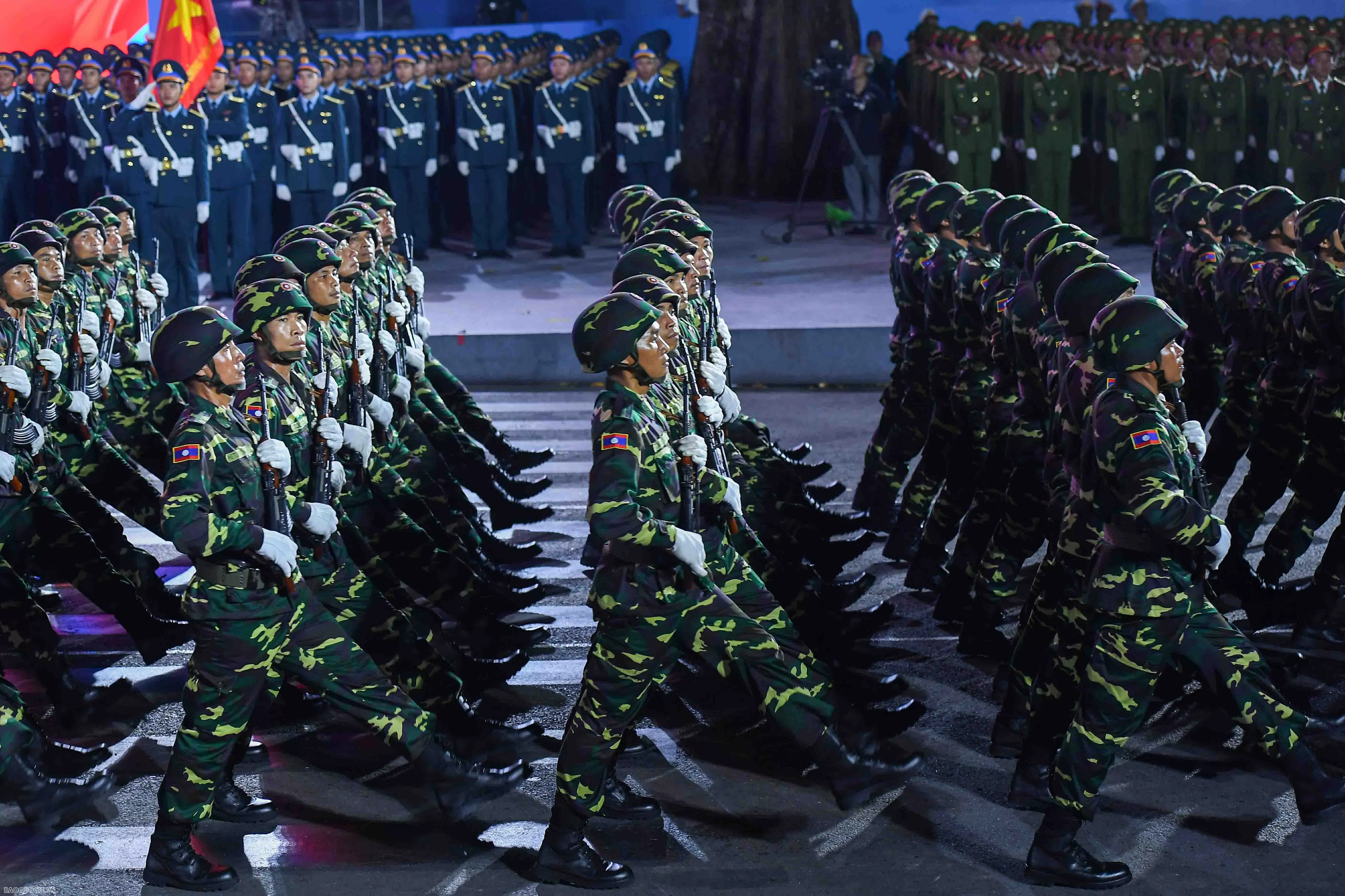 Hình ảnh quân đội Trung Quốc, Lào và Campuchia diễu binh tại Việt Nam Hình ảnh quân đội Trung Quốc, Lào và Campuchia diễu binh tại Việt Nam