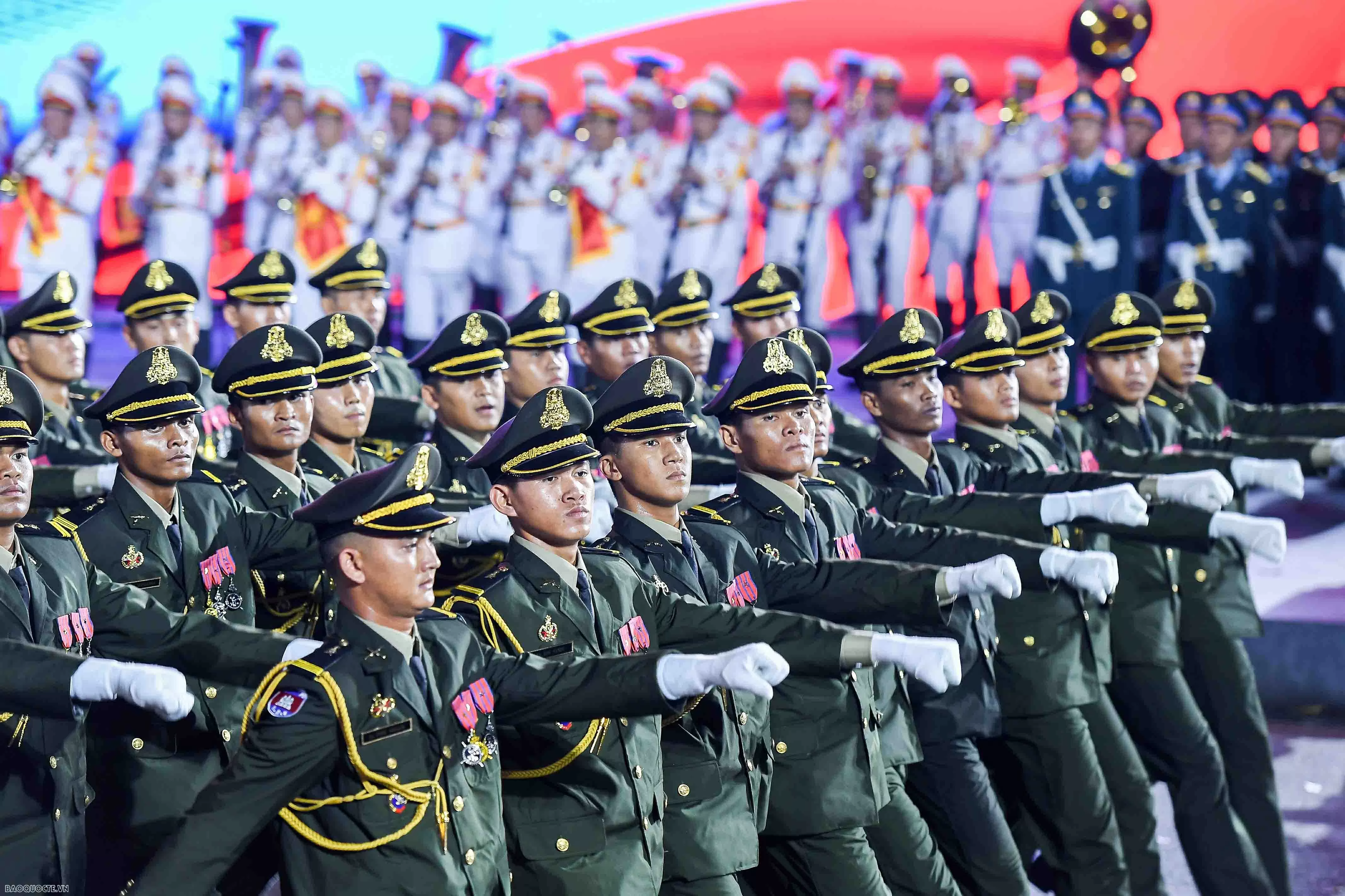 Hình ảnh quân đội Trung Quốc, Lào và Campuchia diễu binh tại Việt Nam Hình ảnh quân đội Trung Quốc, Lào và Campuchia diễu binh tại Việt Nam